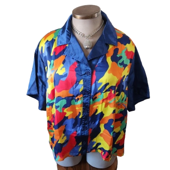 COLORFUL ☆ CAMO PRINT ☆ BOXY STYLE ☆ SATIN TOP ☆ NWT - Picture 2 of 10